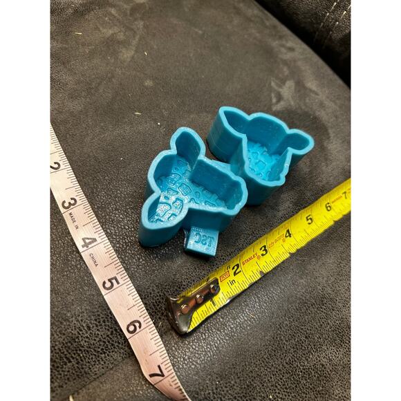 Cow Print Silicone Vent Clip Mold | DIY Car Freshie Resin Mold – Farm Style - Picture 2 of 6